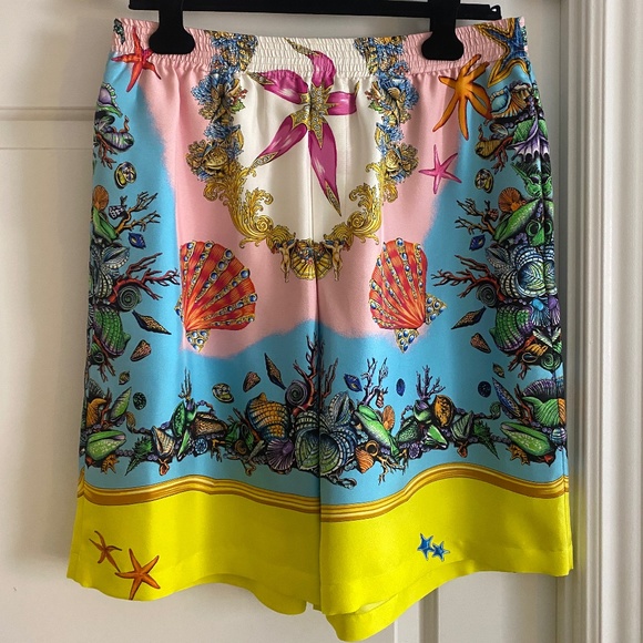 AUTHENTIC VERSACE Men's Tresor De La Mer Silk Shorts Runway - Picture 5 of 12